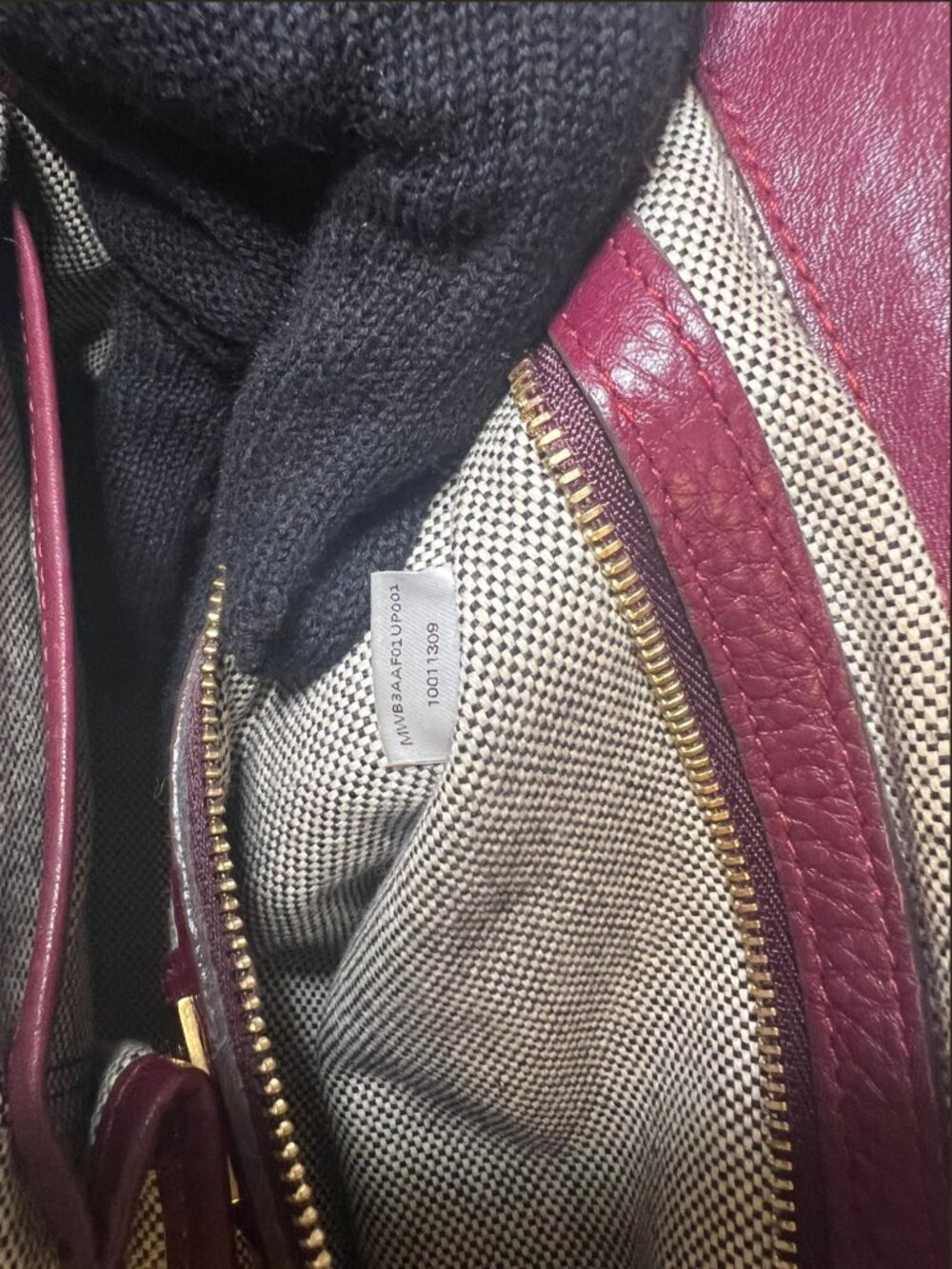 MCM München Burgundy Pebbled Leather Boston Satchel Crossbody Bag Gold Hardware - Picture 8 of 14